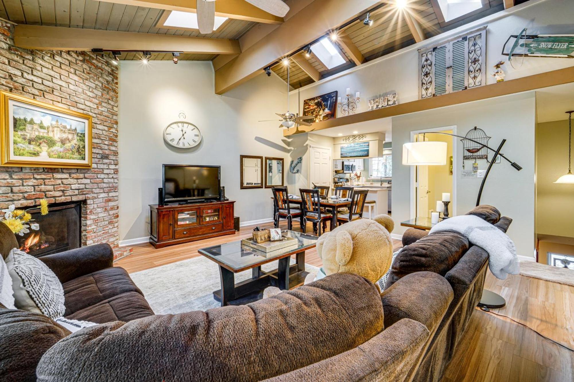 Tahoe Condo About 1 Mi To Diamond Peak Ski Resort! 斜坡村 外观 照片